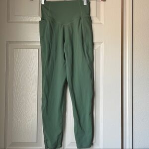 P'tula Green High-Waisted Pants